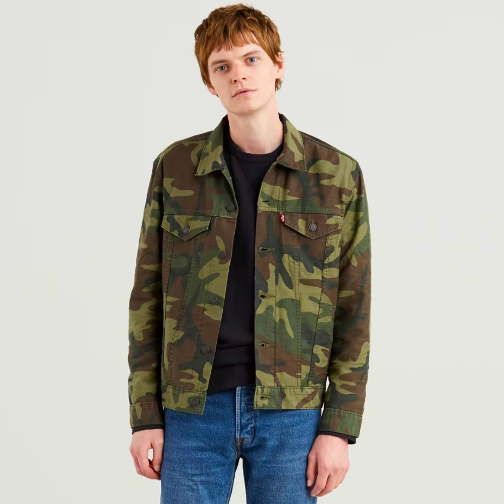 Men’s Small Camouflage Jacket in Perfect Condition